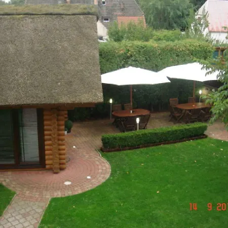 Na Fali Apartment Treptower Deep