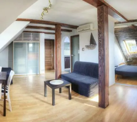Na Fali Apartment