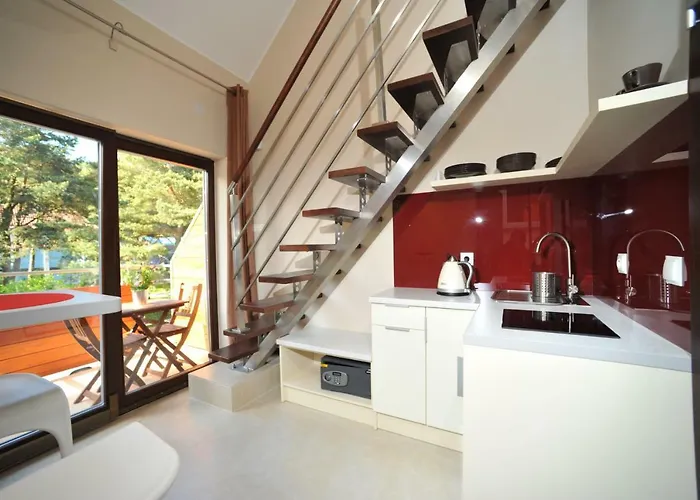 Na Fali アパート *